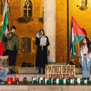 Cicha demonstracja ku pamięci ofiar ludobójstwa w Gazie