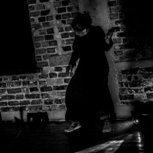 Lament - performans autorstwa Aurory Lubos. fot. Kazimierz Ździebło