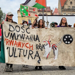 Protest przeciwko współpracy Festiwalu Nowe Horyzonty z BNP Paribas